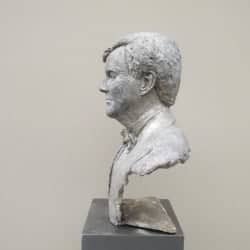 Zijne Majesteit, brons